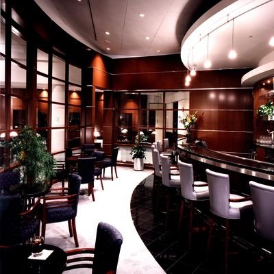 Benefitting from Airport Services - The Wise Traveller - Airport Lounge - Boston
