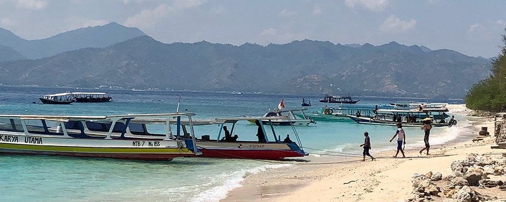 Sleepy Gili Meno - Gili Islands Indonesia - The Wise Traveller - Boats