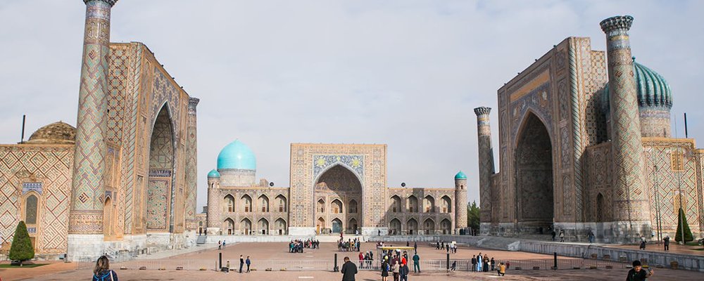 Slurping Tea and Munching on Good Luck Bread - Uzbekistan - The Wise Traveller - Samarkand