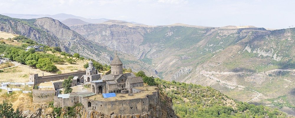 Treks in Armenia - The Wise Traveller - Caucasus mountain